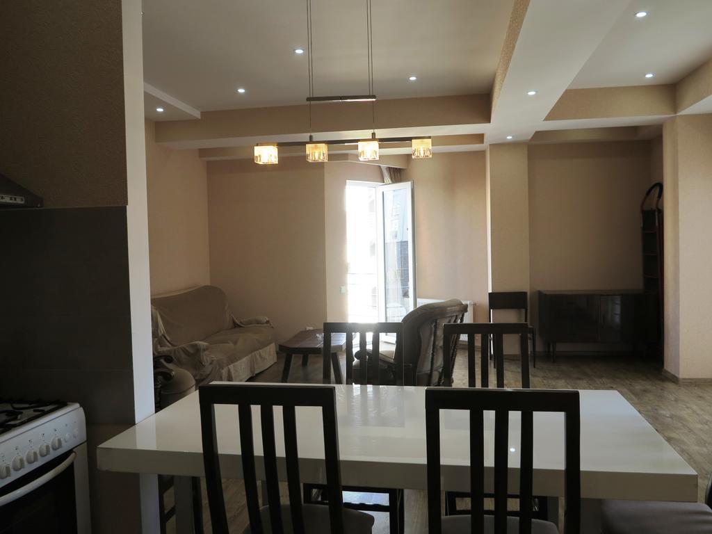 Samatsa Georgia Apartment Tbilisi Ngoại thất bức ảnh